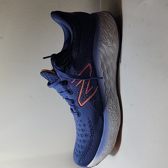 New Balance Fresh Foam X 1080 V12 Women’s Size 6.5 - Picture 5 of 15